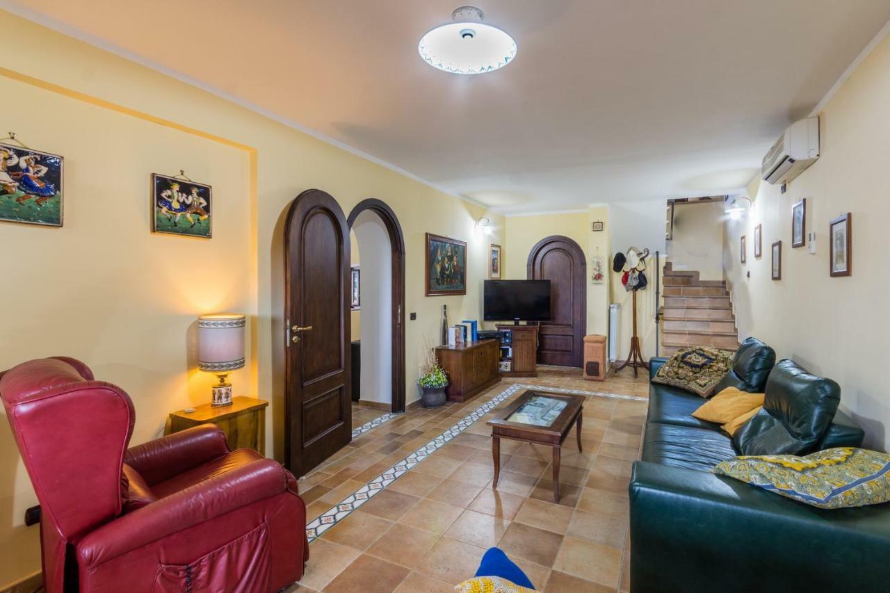 Sonnino Villa La Casetta מראה חיצוני תמונה